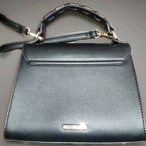 Like Dreams Adj Crossbody Strap Small Bag W/Tortoiseshell Chain Link Top Handle